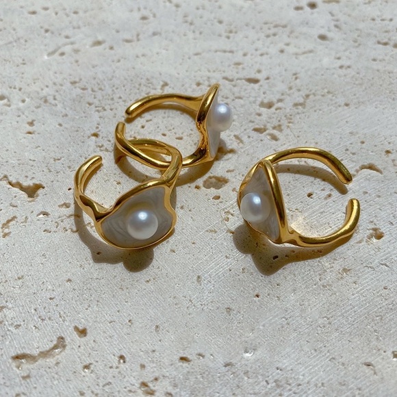 Freshwater Pearl Geometric Shaped Ring - Picture 3 of 4